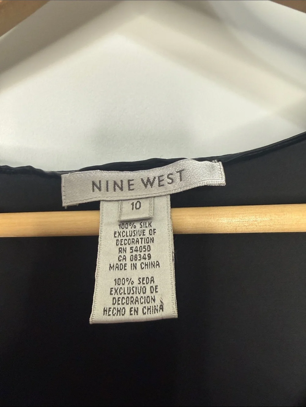 Nine West Black Silk V-Neck Sleeveless Top with Beaded Detail Size 10